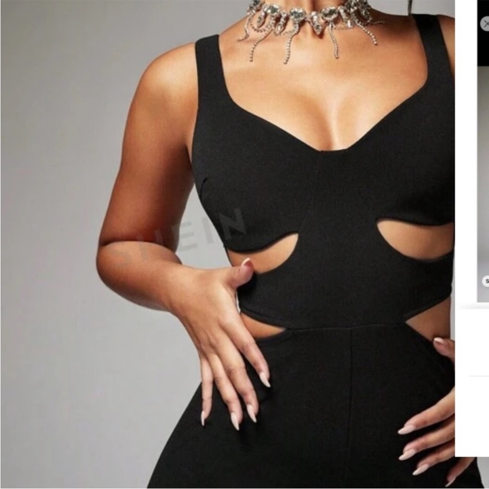SHEIN Black Cutout Wide-Leg Jumpsuit - Picture 3 of 8